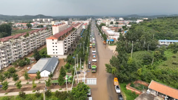 民银证券 密云太师屯镇受灾严重区域清淤工作进入收尾阶段